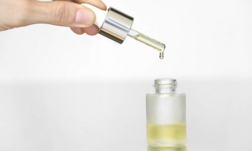 Έλαια Προσώπου και Λιπαρή Επιδερμίδα - Και Όμως Ταιριάζουν!