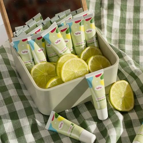 Lime Luxe Lip Balm 10ml Lime Luxe Lip Balm 10ml